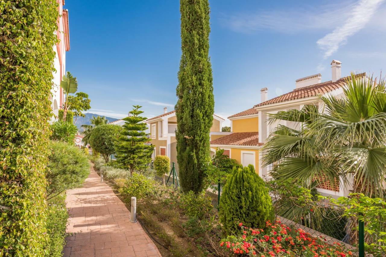 Cortijo Del Mar Resort Estepona Exteriör bild