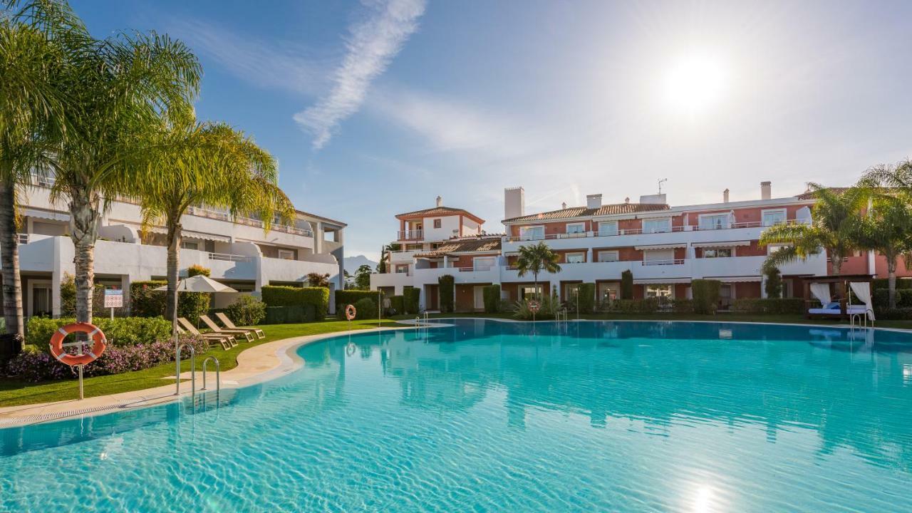 Cortijo Del Mar Resort Estepona Exteriör bild